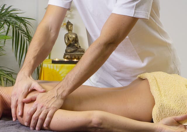 скільки заробляє масажист в день