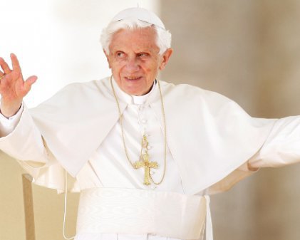 Папа Римский Бенедикт XVI  очень болен
