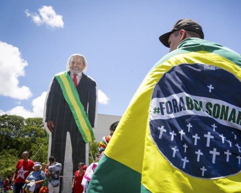 У Бразилії озброєний чоловік приніс на інавгурацію президента вибухівку