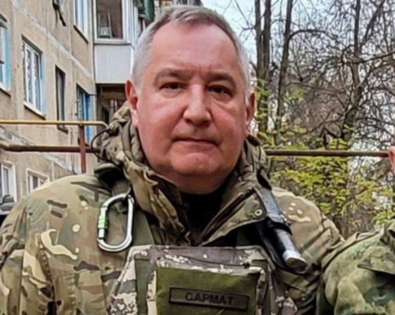 Раненый в ягодицы Рогозин угрожает 
