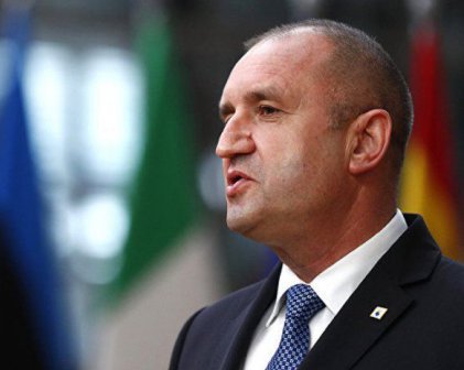 Президент Болгарії зробив чергову провокаційну заяву про поставки зброї Україні