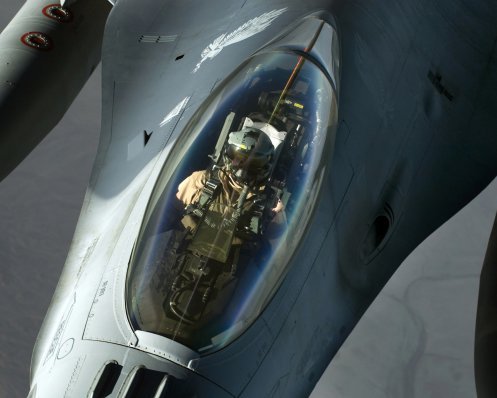 Українські пілоти поки не розпочали навчання на F-16 – Кулеба
