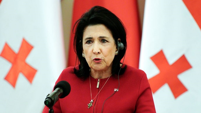 Президентка Грузії підтримала протести й обіцяє ветувати скандальний закон про 