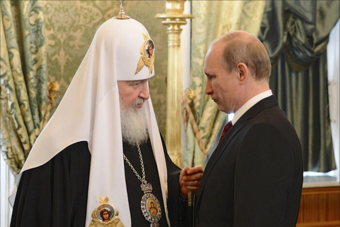 Патріарх Кирило стверджує, що Путін заряджений