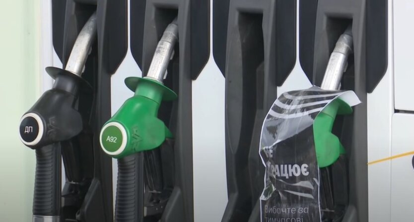 ОККО, SOCAR, Авантаж 7 и другие АЗС опубликовали свежие цены на бензин, дизель и автогаз в Киевской области