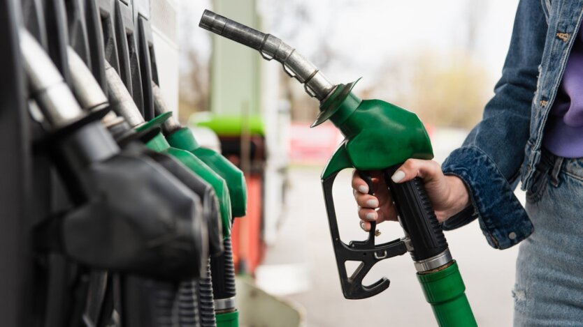 Майже 59 гривень за літр: АЗС оновили ціни на бензин, дизель та автогаз у Київській області