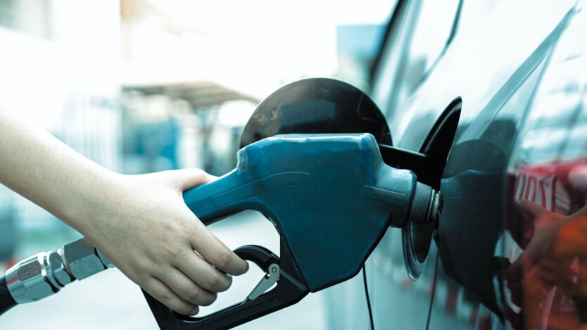 Ціни на пальне у березні продовжили зростання: скільки коштують бензин, дизель та атвогаз
