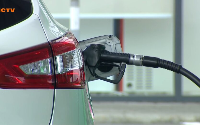 Бензин, дизель, автогаз: актуальні ціни на АЗС України