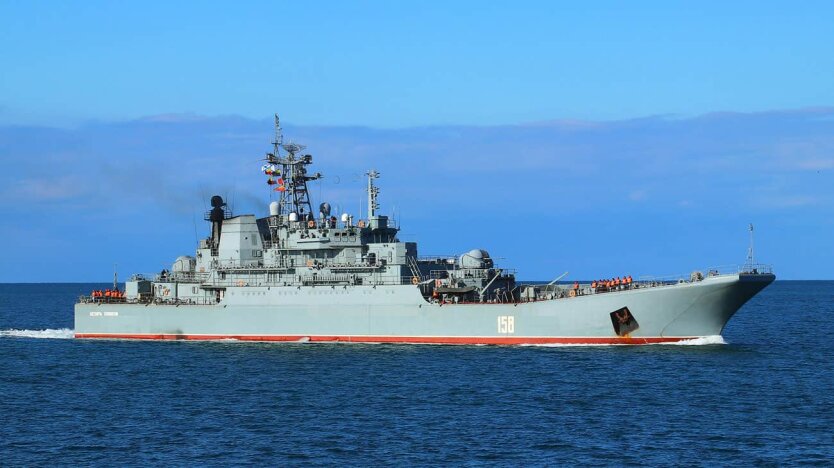 Дрони ГУР знищили російський десантний корабель у Чорному морі