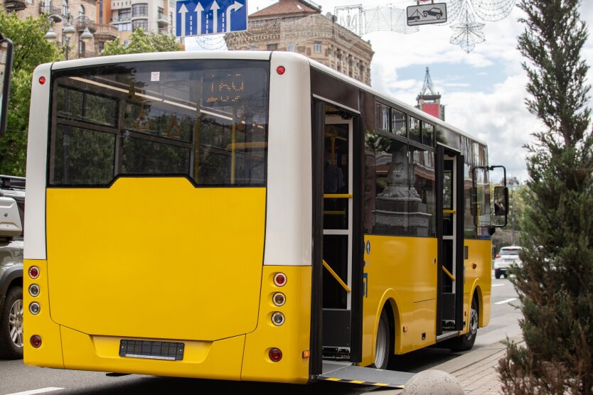 У Киеве кардинально изменили движение общественного транспорта: новые маршруты