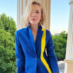 Кейт Бланшетт у вишиванці в брючному костюмі