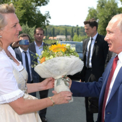 Екс-глава МЗС Австрії Карін Кнайсль