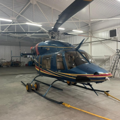 Гелікоптер та літак Медведчука у військових силах України