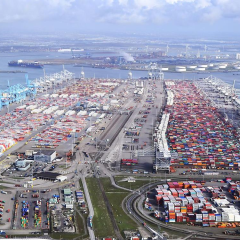 Блокировка контейнерных перевозок в Россию