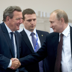 Герхард Шрьодер пропонує угоду для України