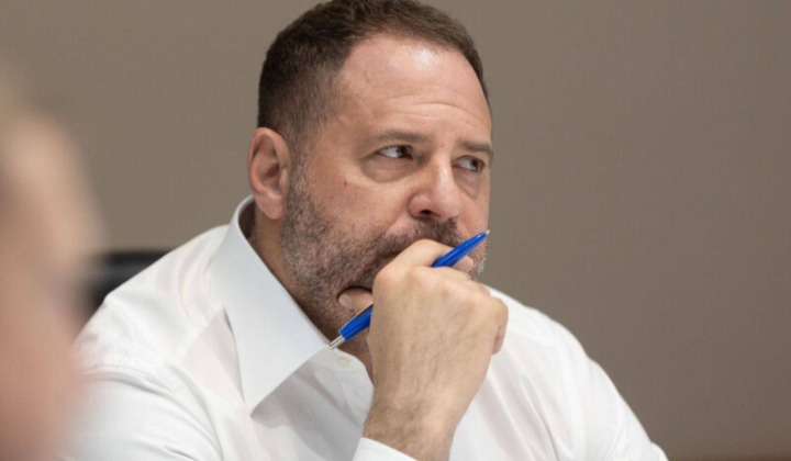 Ермак на совещании с Малюком