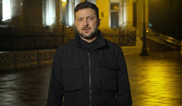 Зеленський обговорює закупівлю зброї