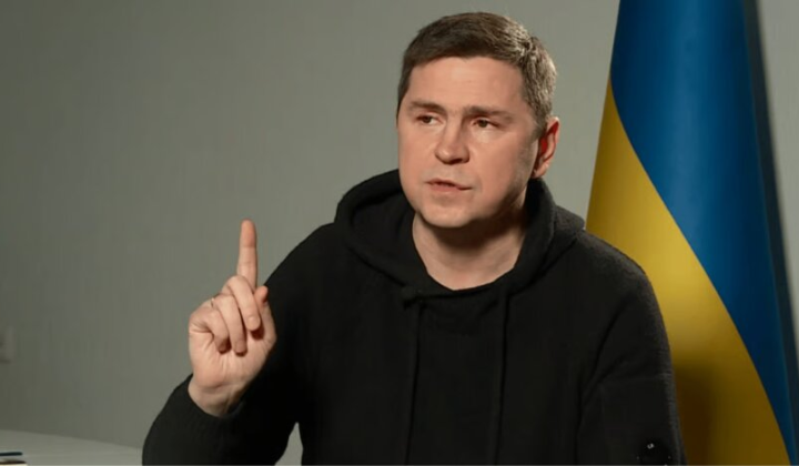 Подоляк комментирует отставку Ермака