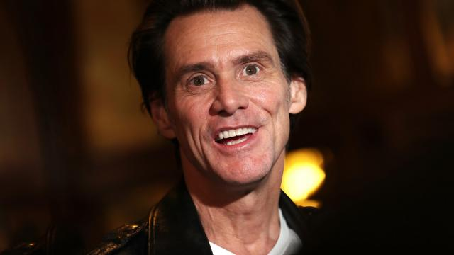 Джим Керри в костюме героя