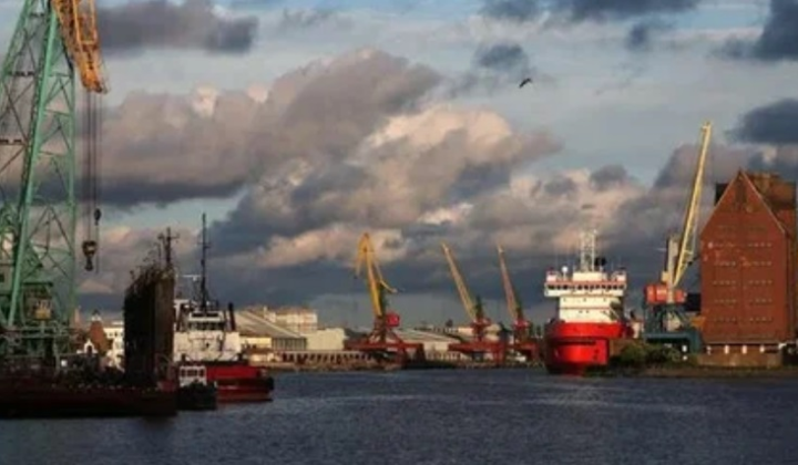 Эстония закрывает границу с Россией