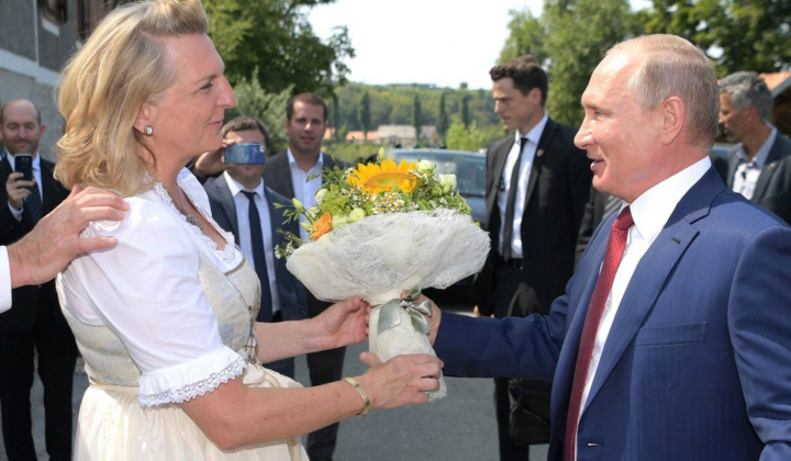 Екс-глава МЗС Австрії Карін Кнайсль