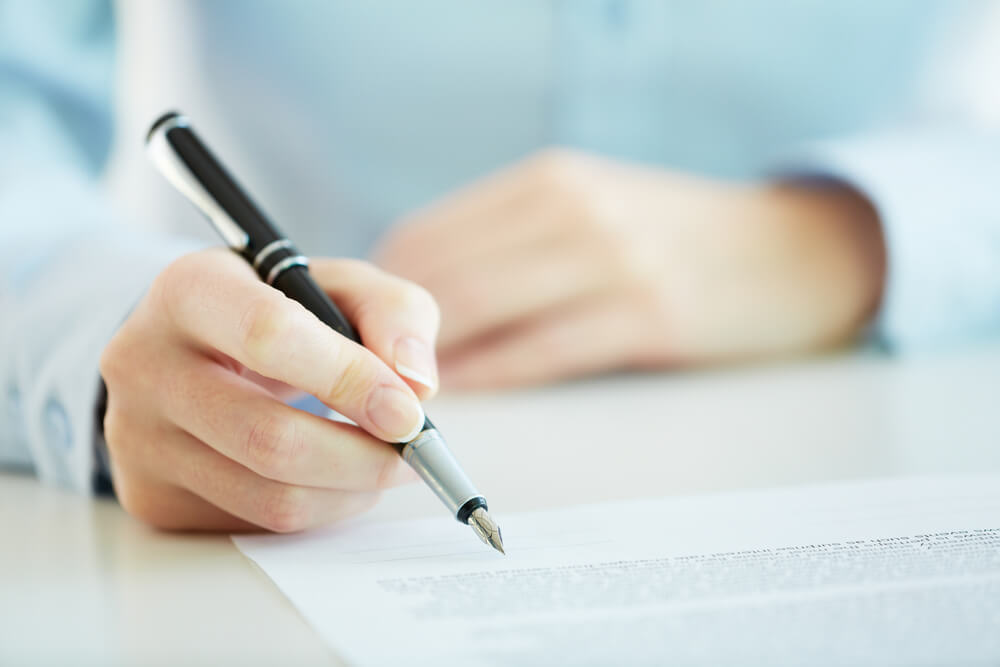is it necessary to serve two weeks notice upon termination during wartime