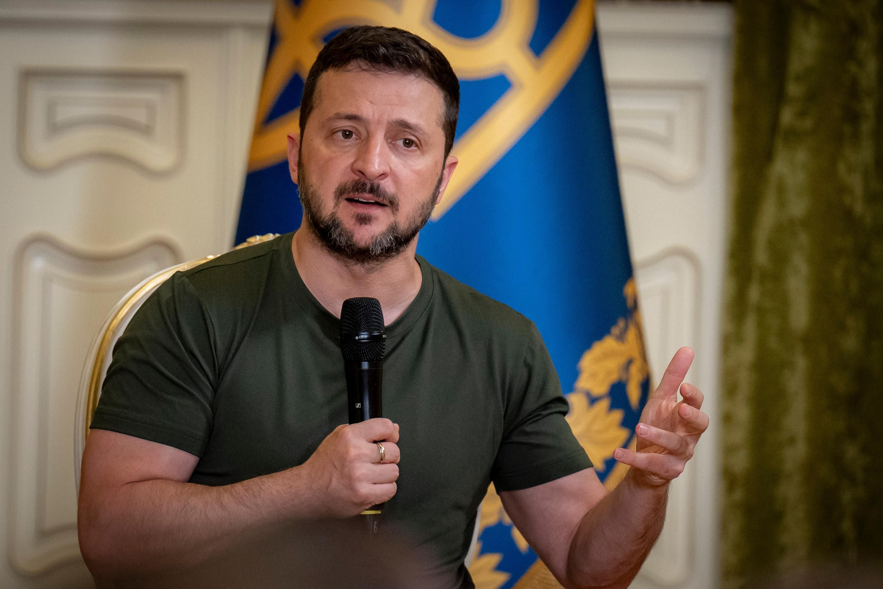 зарплата президента україни 