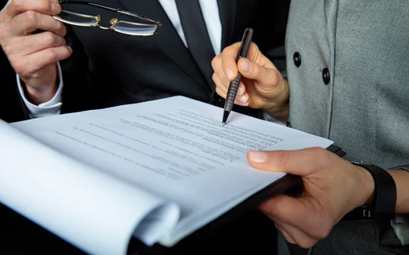 can a deputy director work part-time