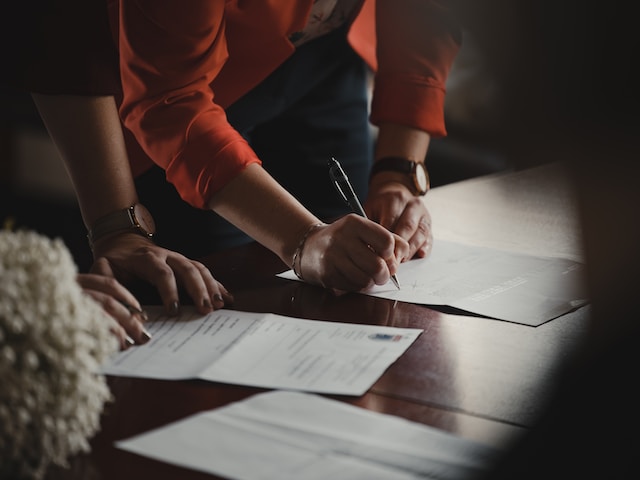 oral labor contract comparison