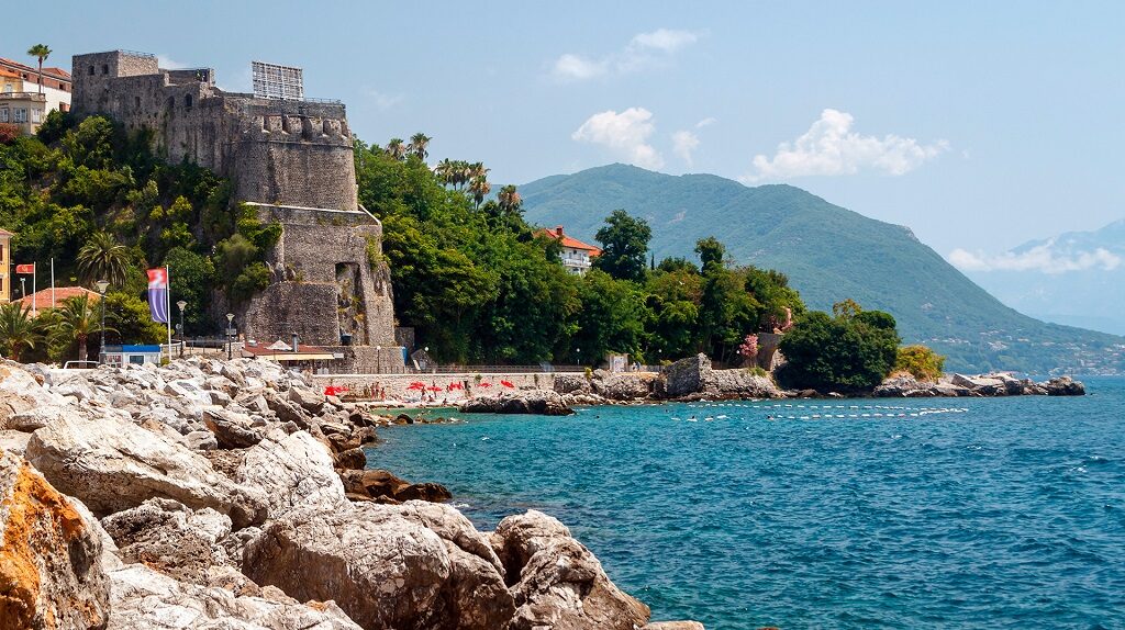 montenegro for ukrainians