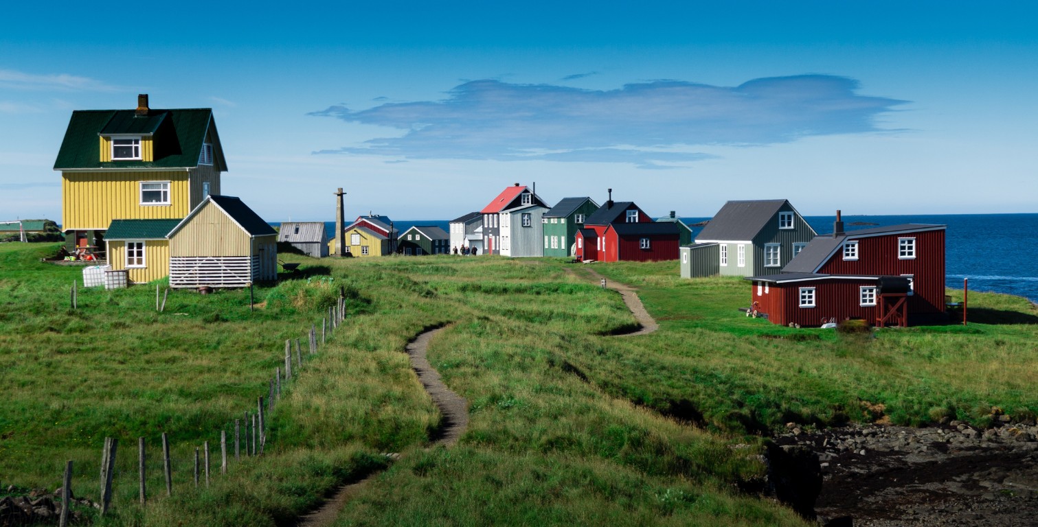 How to Obtain Icelandic Citizenship: Essential Documents