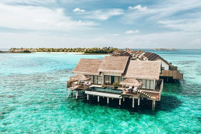 Do Ukrainians need a visa to the Maldives: common questions