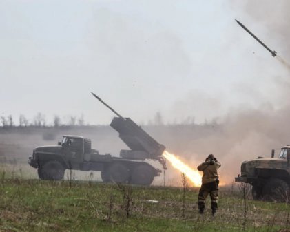 Росія вдарила з артилерії по селищу на Харківщині – повідомляють про загиблих