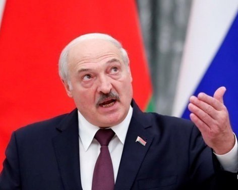 Лукашенко признал взрыв на аэродроме и заявил о задержании 