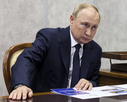 Подоляк пояснив, що дає ордер для Путіна