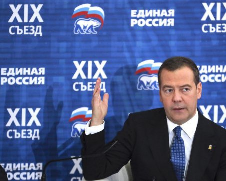 Ядерные угрозы РФ: сенатор США посоветовал Медведеву протрезветь