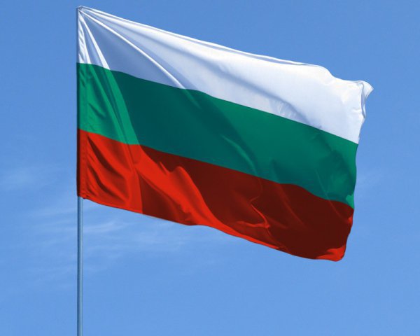 Болгария безвозмездно передаст Украине сотню БТРов