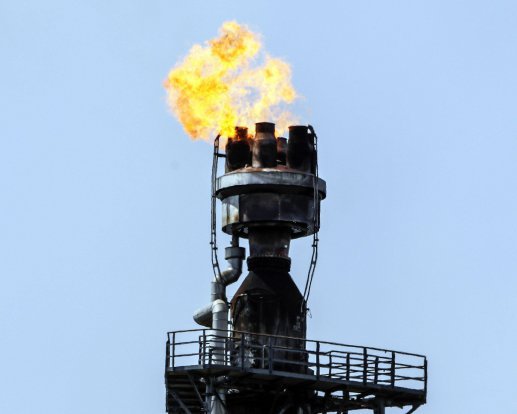 Німеччина попри санкції отримує російську нафту - ЗМІ