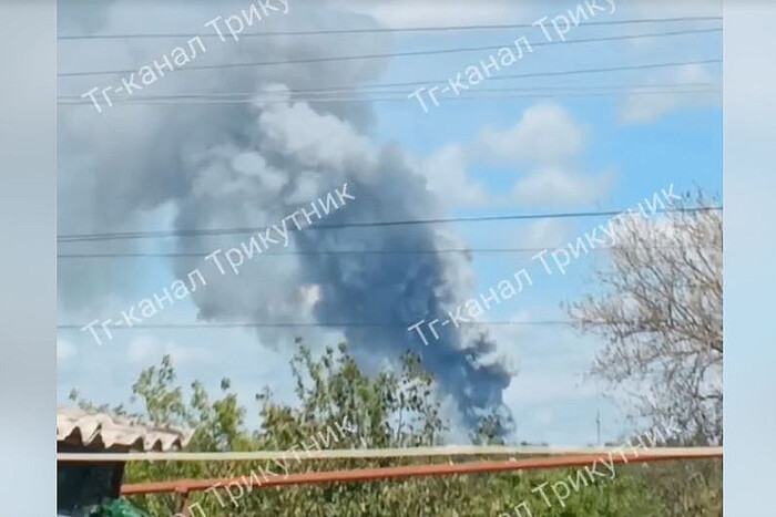 Взрывы в Луганской области, вероятно, поврежден штаб россиян (видео)