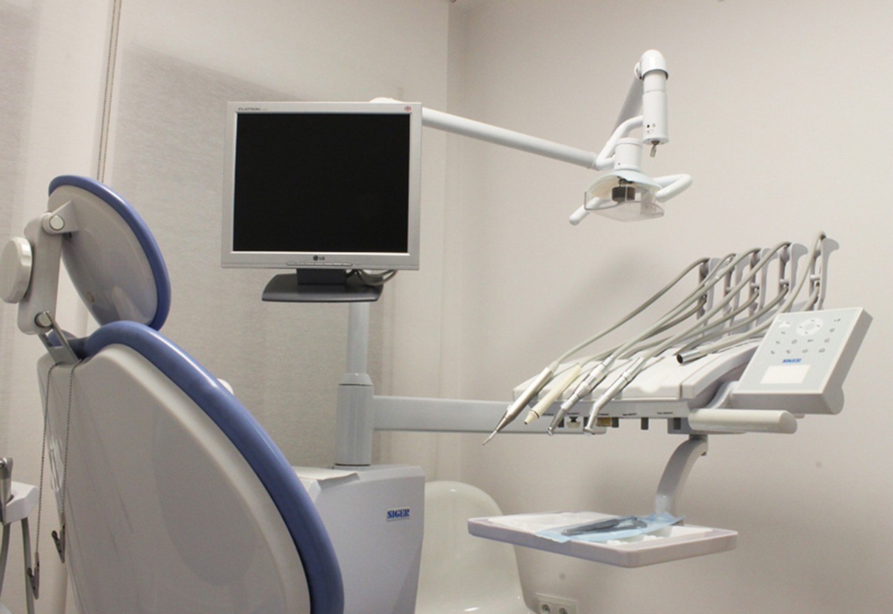 сколько зарабатывает стоматолог в частной клинике