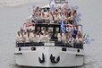 Парад лодок на Сене: в Париже продолжается церемония открытия Олимпийских игр 2024