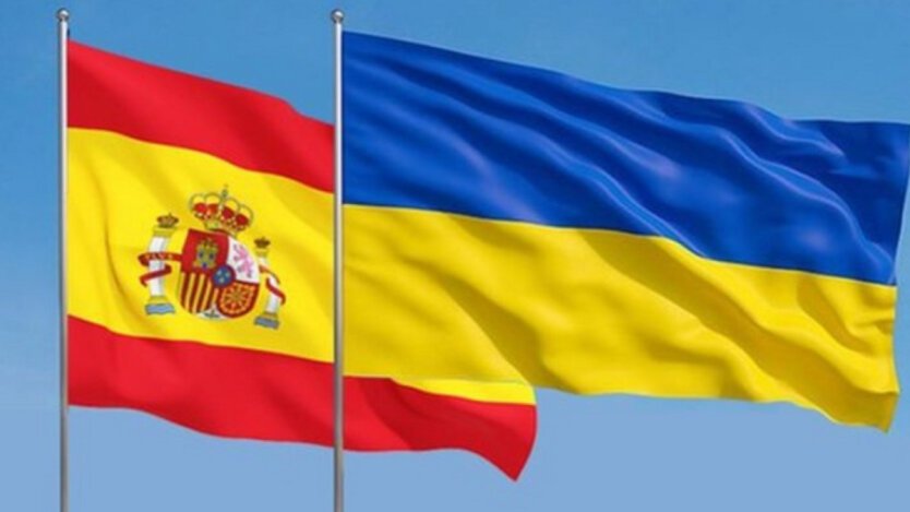 Іспанія подовжила українцям тимчасовий захист: нові терміни