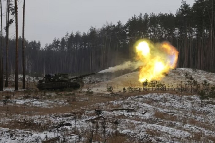 Артилерійський обстріл під Авдіївкою