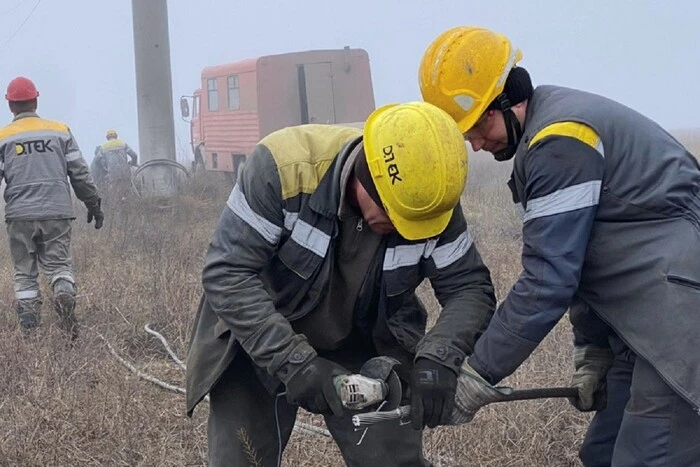 Энергетики спасали Покровск от темноты