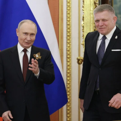 Изображение Фицо передаёт послание Путину