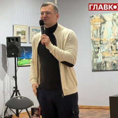 Дмитро Кулеба пише книгу про війну