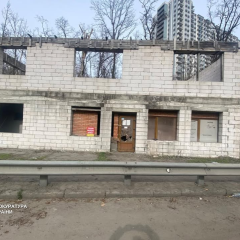 Суд приказал снести самовольное строение в парке