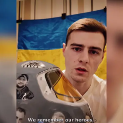 Шлем без символики погибших героев