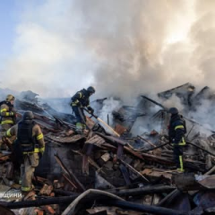 Пожежа у Харкові: рятувальники ліквідують наслідки
