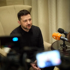 Зеленський намагається вирішити проблеми переговорів